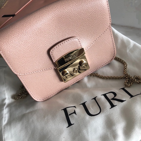 Furla Handbags - Furla metropolis bag